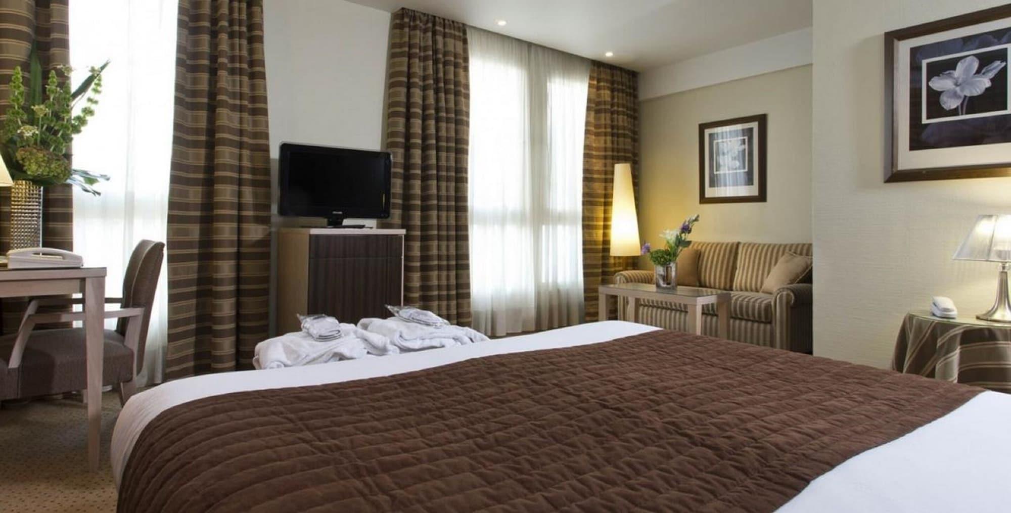 Hotel Le Pera Paris Luaran gambar