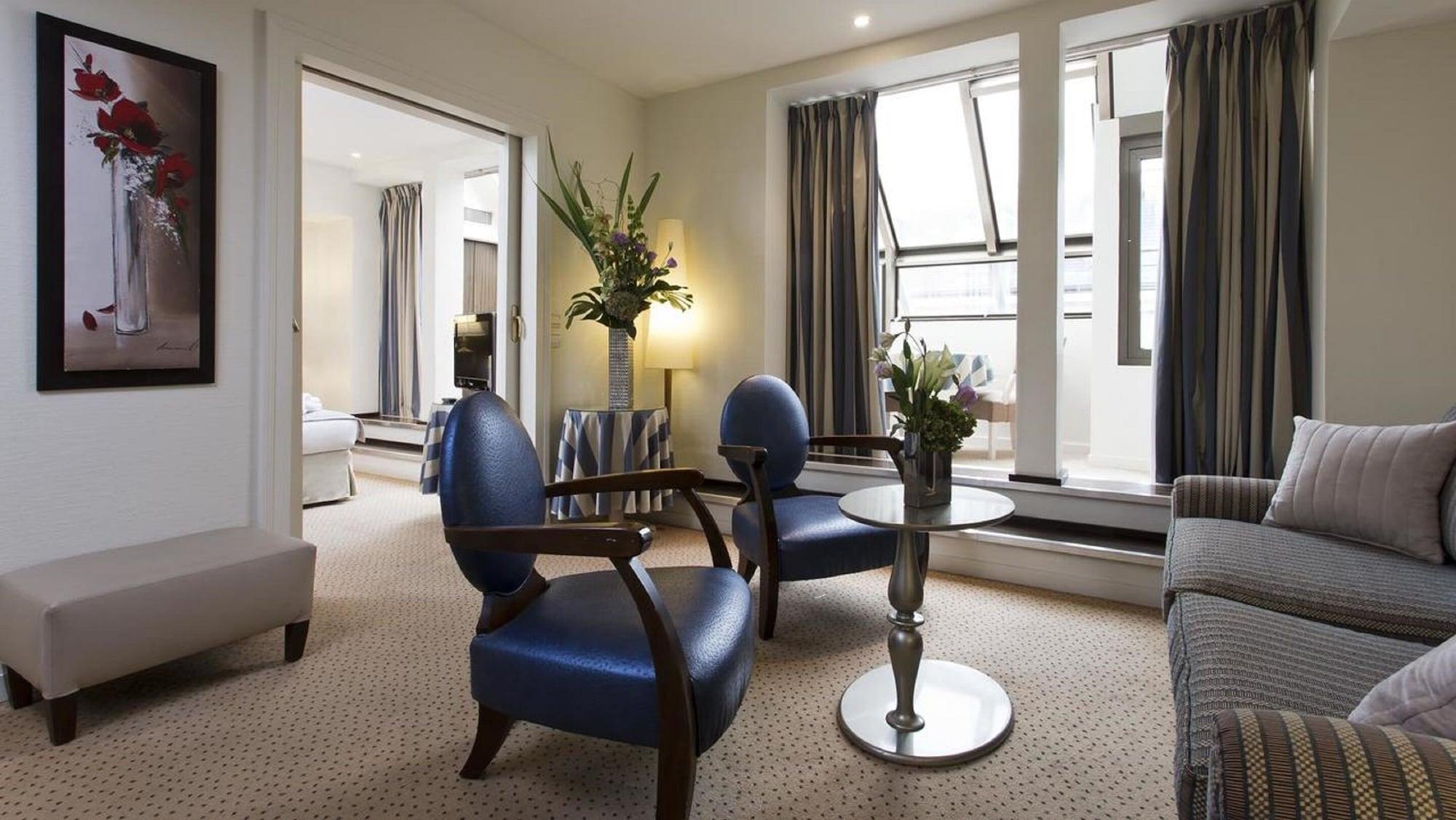 Hotel Le Pera Paris Luaran gambar