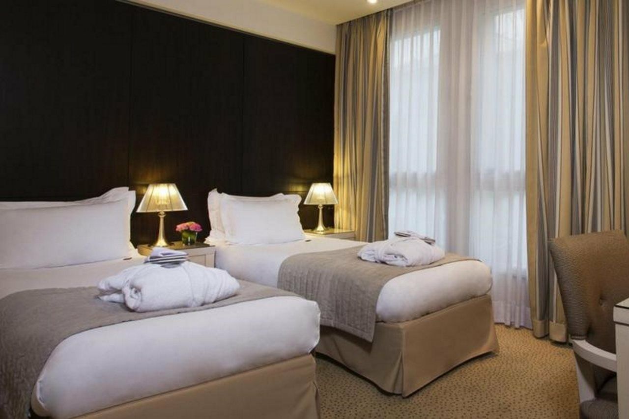 Hotel Le Pera Paris Luaran gambar